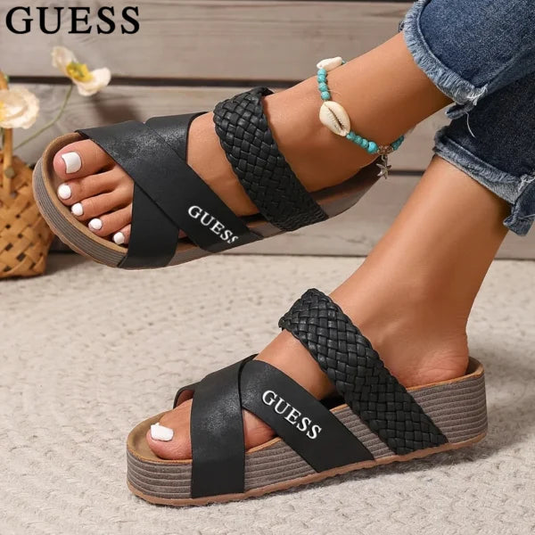 ᏀUᎬᏚᏚ - Sandali